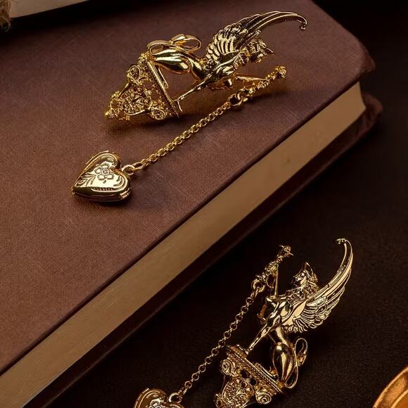 Golden Sphinx Exotic Egyptian Style Locket Heart Earrings - Picture 3 of 4